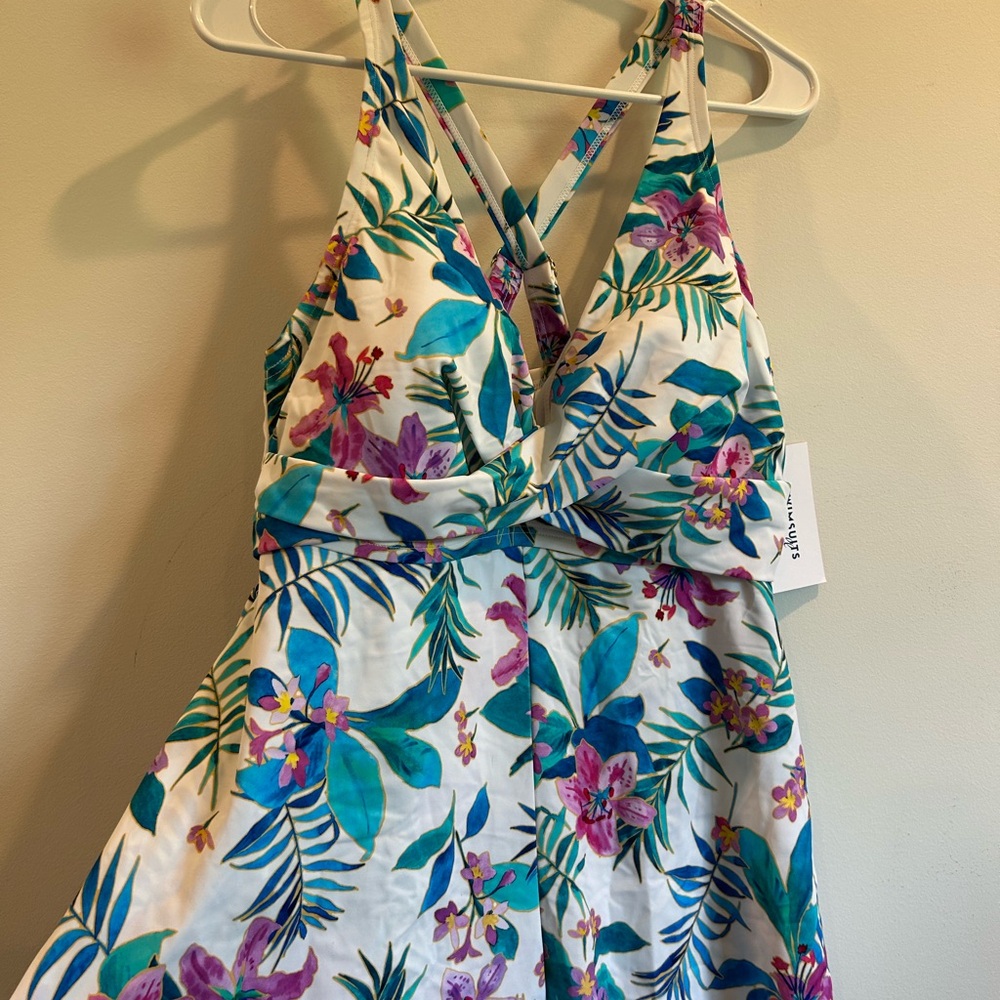 Swimsuits For All Floral V-Neck White Teal Purple Tankini Dress